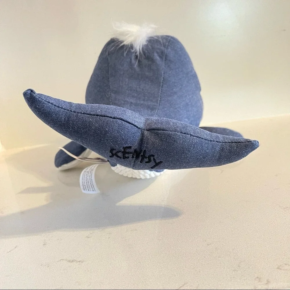 Scentsy, Retired, Scent Buddy, Benny the Whale - Picture 6 of 9